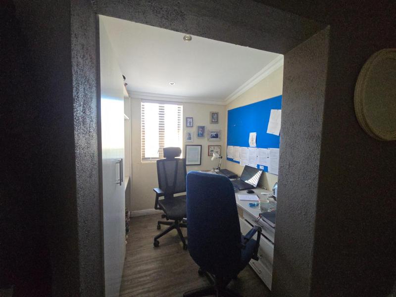 To Let 5 Bedroom Property for Rent in Lochnerhof Western Cape